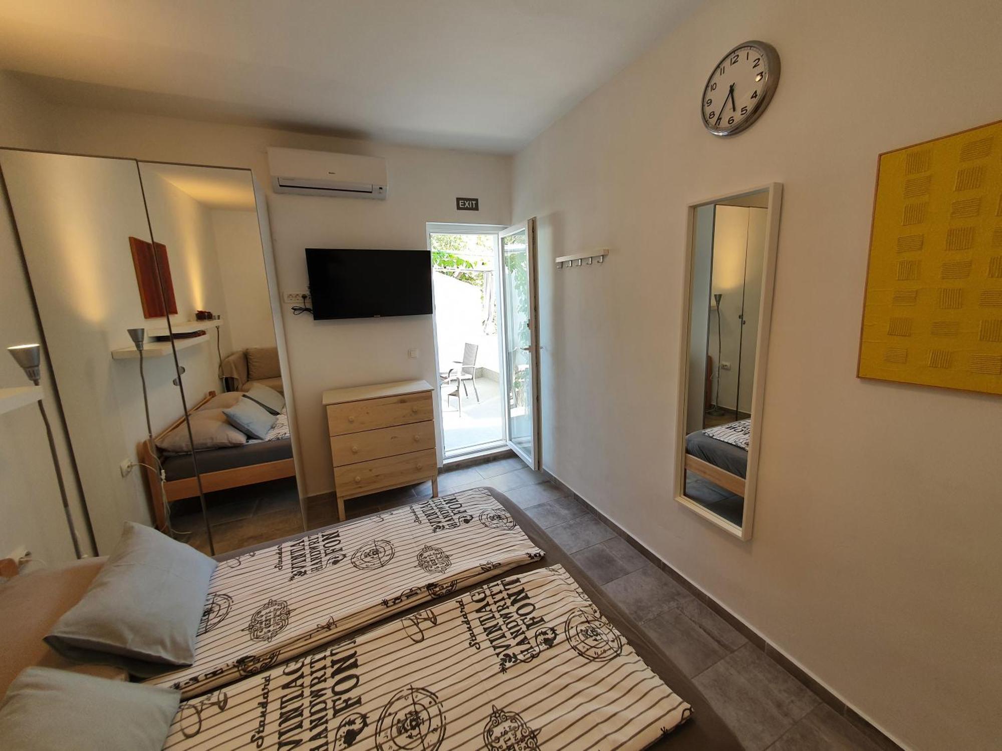 Relax House Rosemary Apartment Draga Bascanska Exterior photo